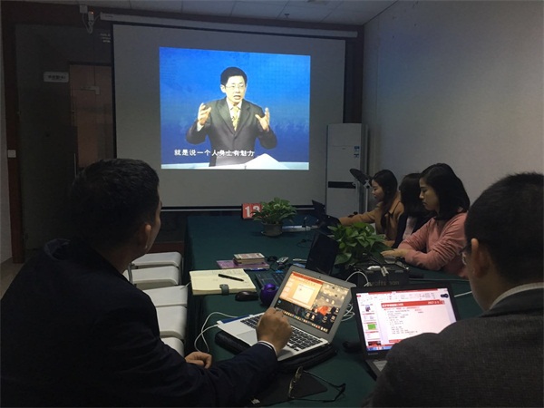 瓜瓜早課堂(138)-食言的富勒博士，不食言的人生