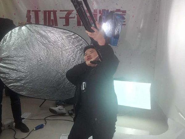 企業宣傳片制作籌備階段中導演該做什么? 企業宣傳片制作籌備階段中導演該做什么?