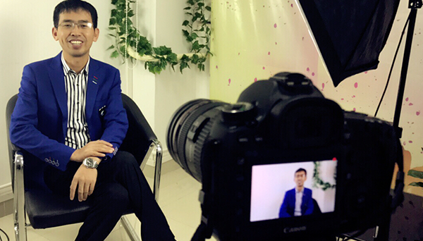 達(dá)康書記的杯子，加上視頻制作營(yíng)銷推廣，不火才難！